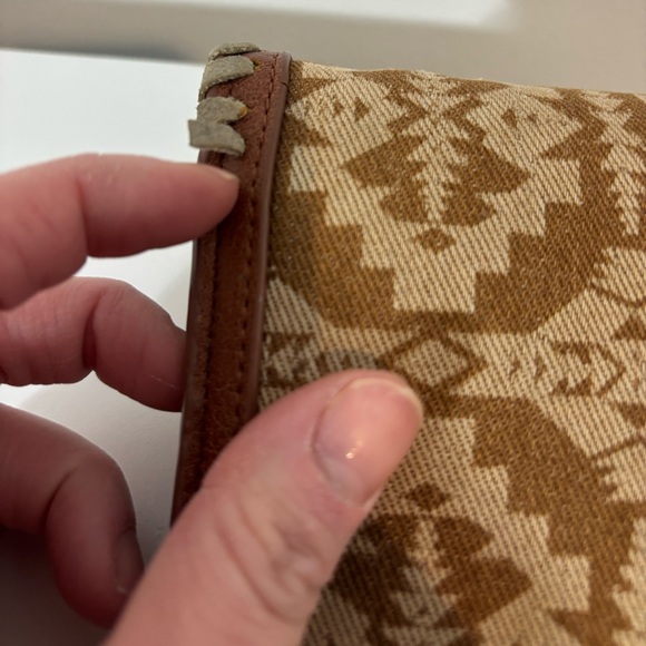 Wrangler Women Southwester Whipstitch Wristlet Wallet Western Brown Casual - Picture 11 of 11